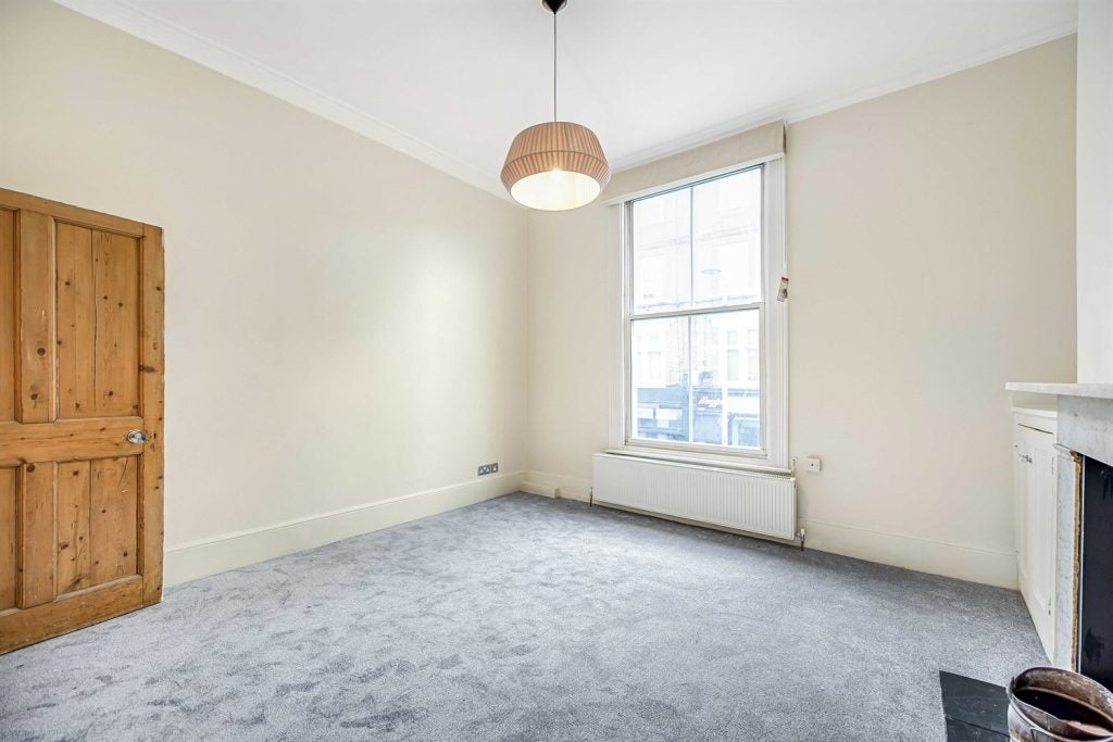 Flat Cavaye Place in Greater London