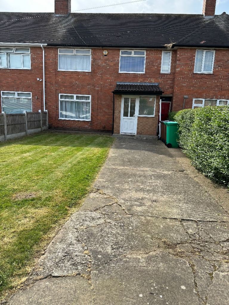 House Caterham Close in Nottingham