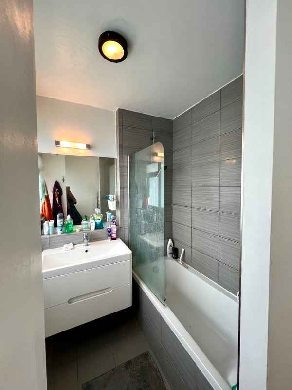 Room Kidbrooke Park Close in Greater London