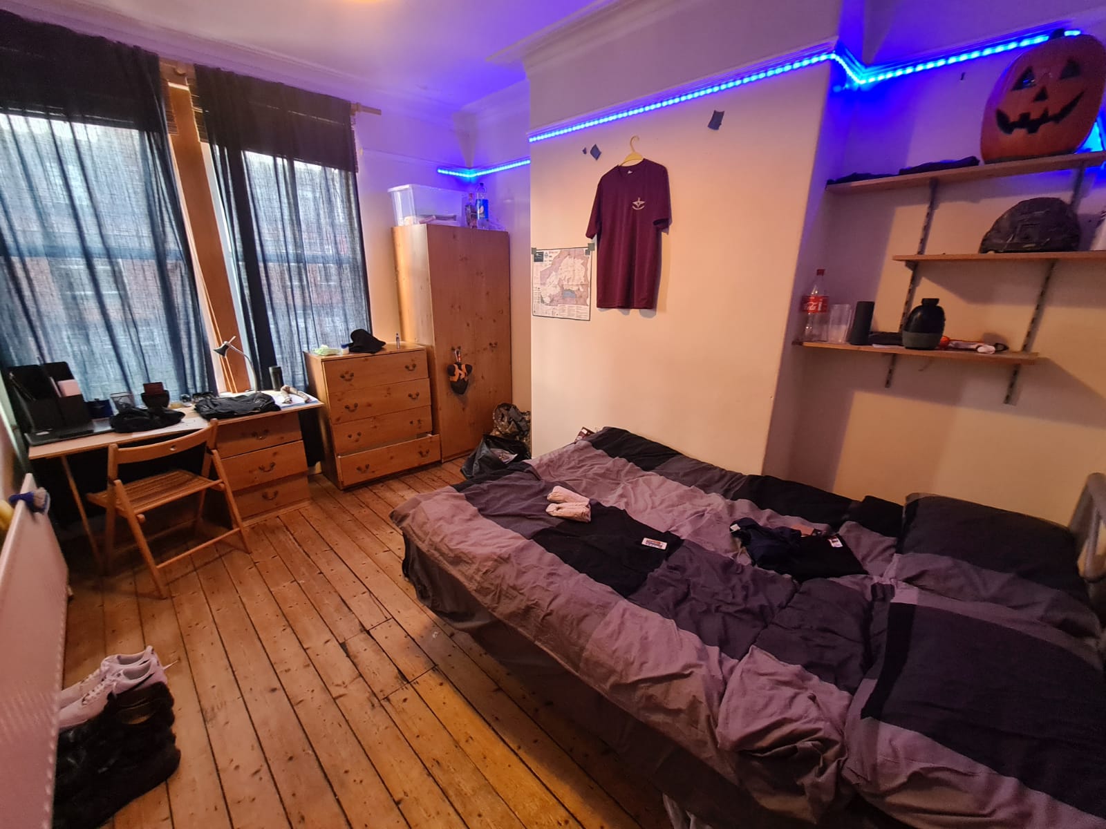 House Estcourt Terrace in Leeds