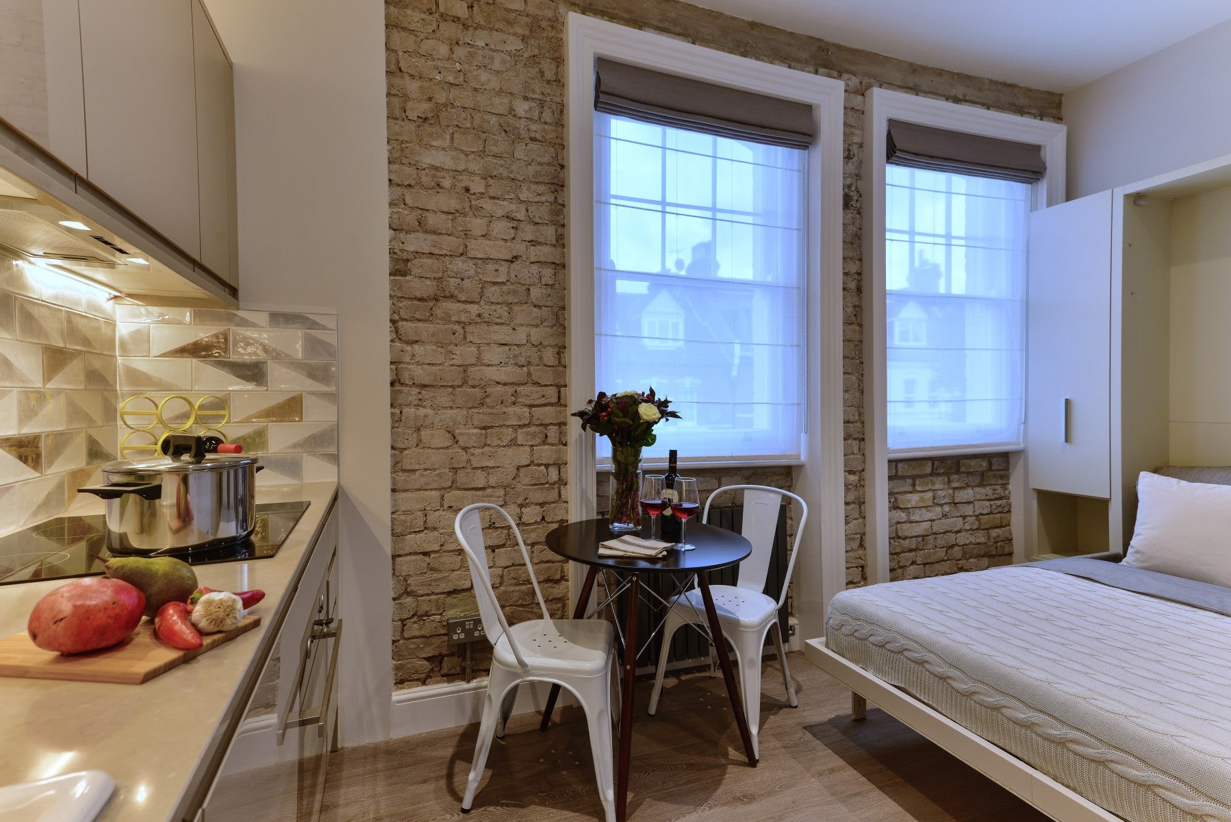 Flat Kingdon Road in London