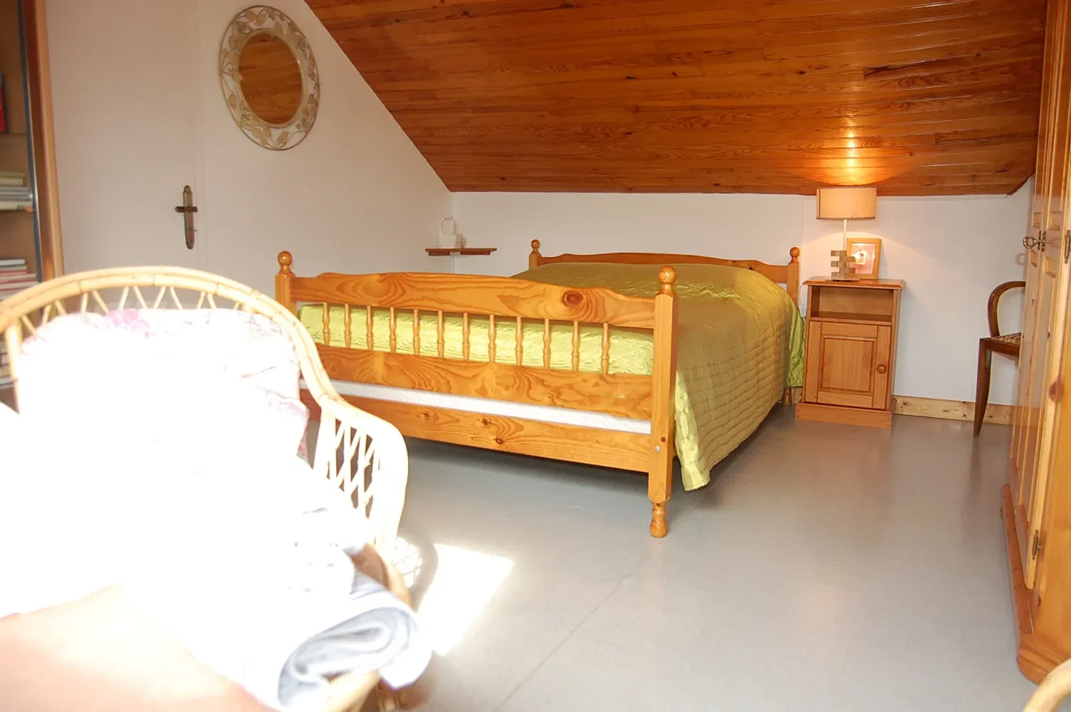 Room Rue de la Chéture in Forges-sur-Meuse