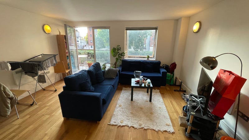 Room Peckham Grove in Greater London