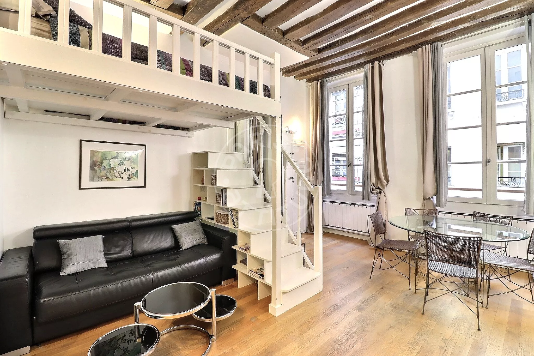 Appartement Rue des Rosiers à Paris