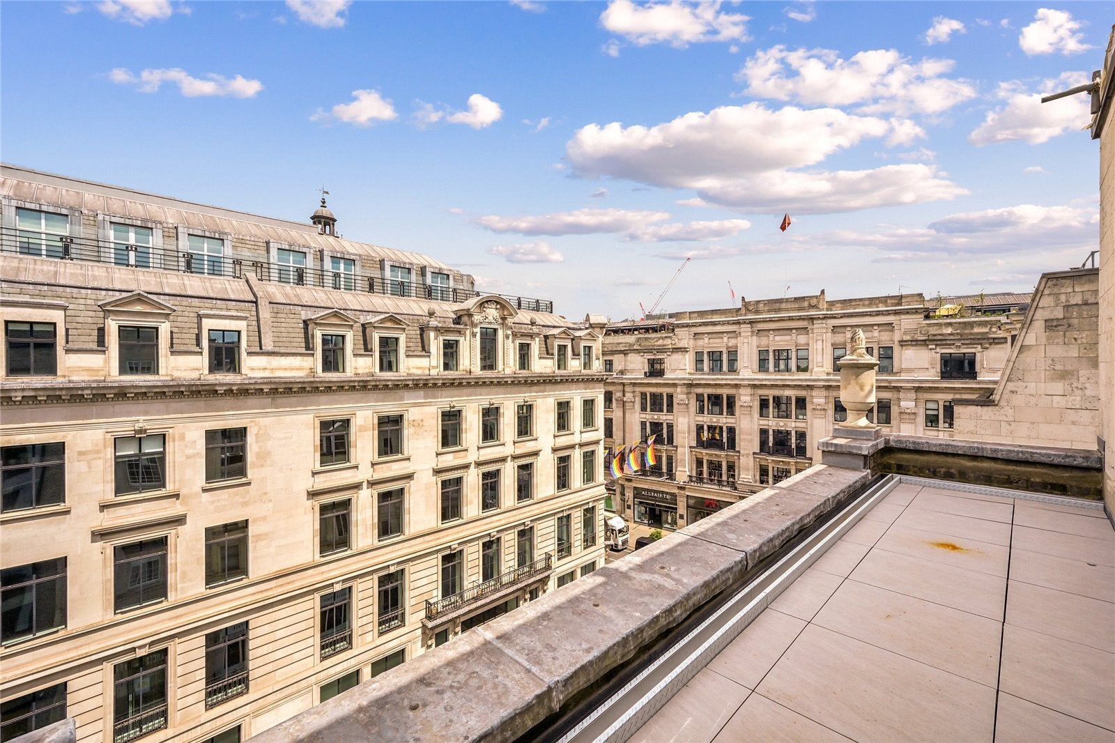 Flat Hanover Street in City of Westminster
