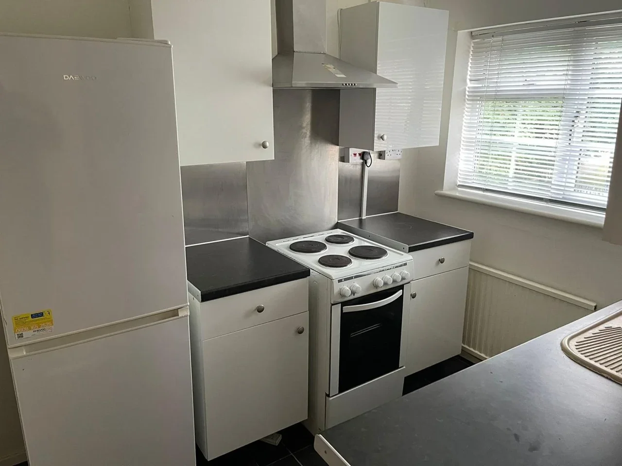 Flat Buckingham Way in Surrey Heath