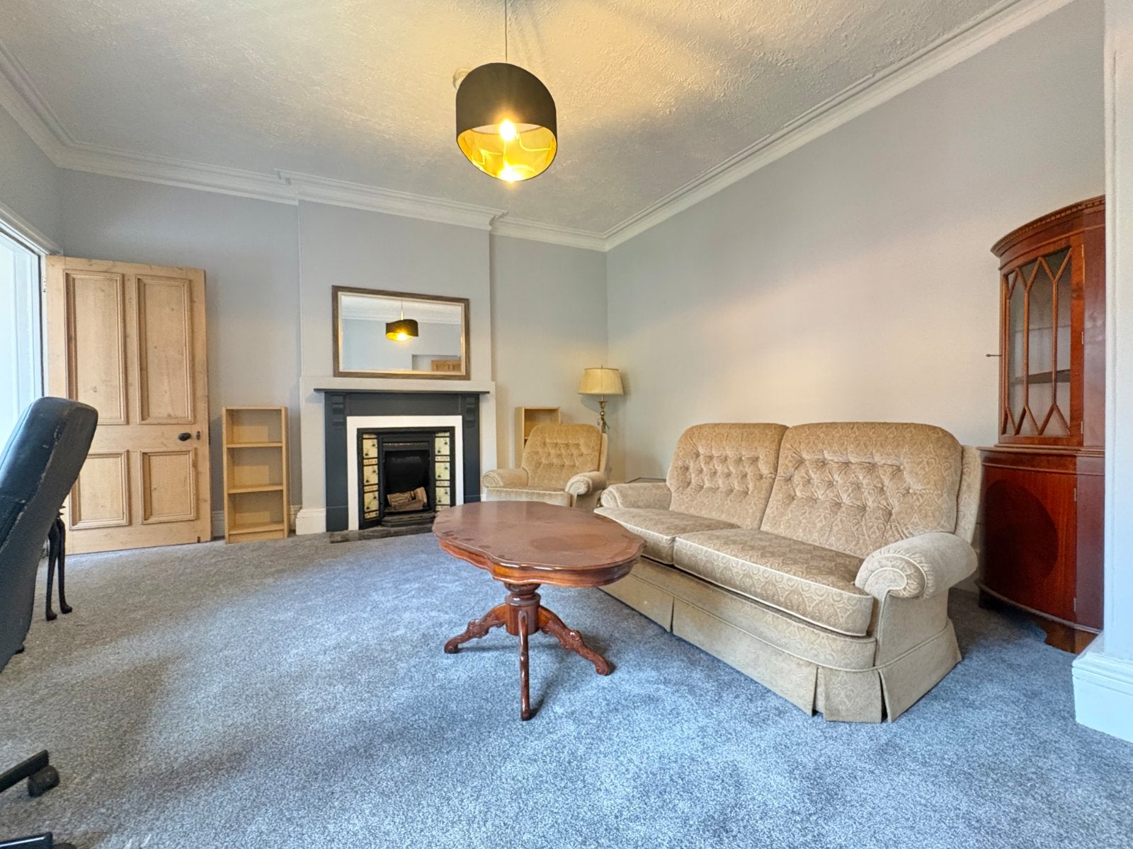 Flat Regency Court in Leeds