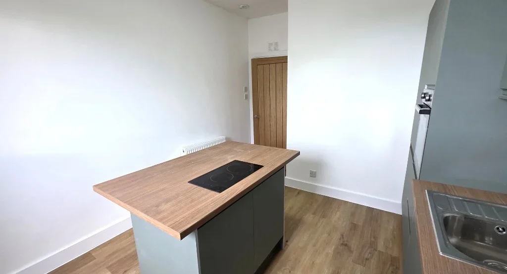 Flat Urquhart Road in Aberdeen City