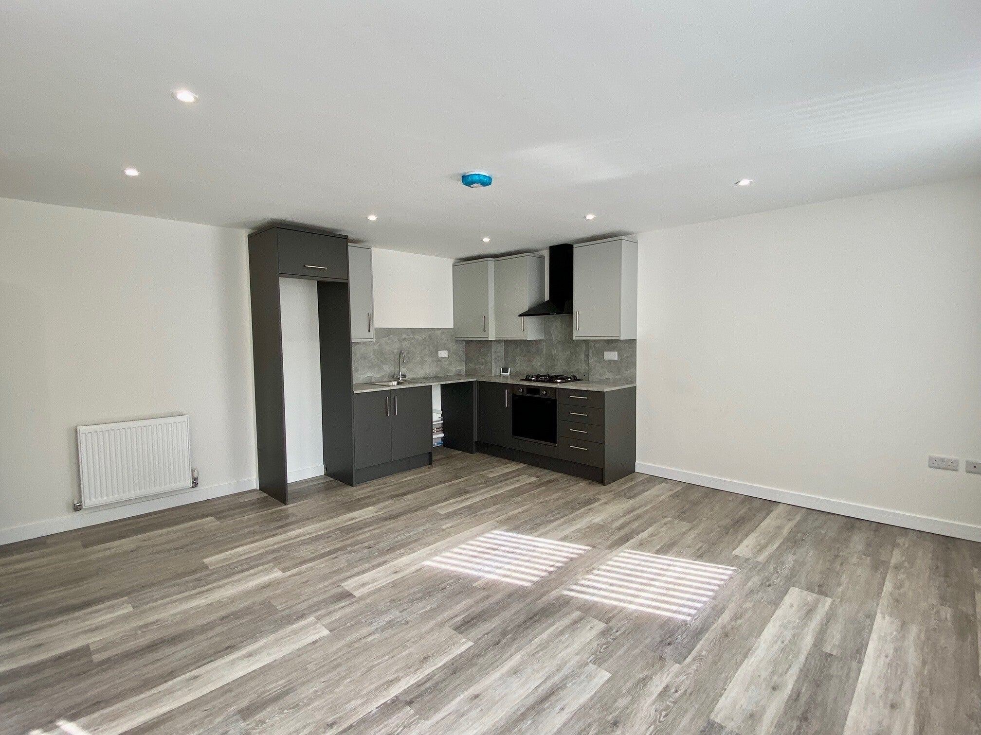 Flat St Nicholas Avenue in Gosport