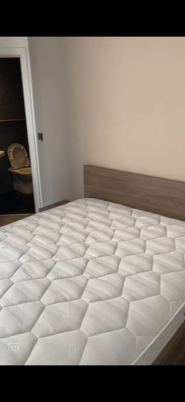 Room Greengate in Salford