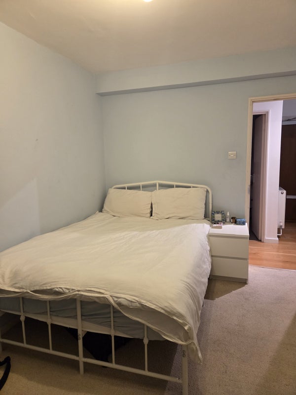 Room Jamaica Road in Greater London