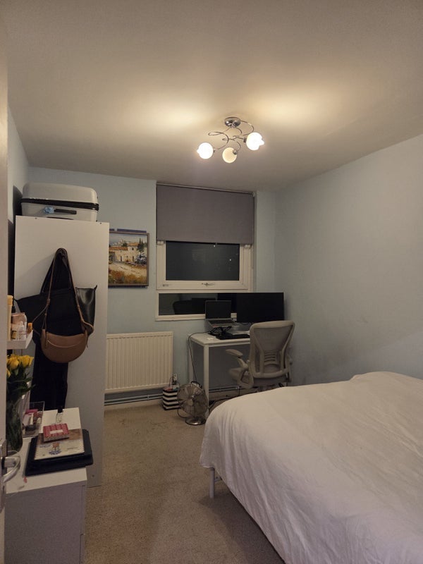 Room Jamaica Road in Greater London