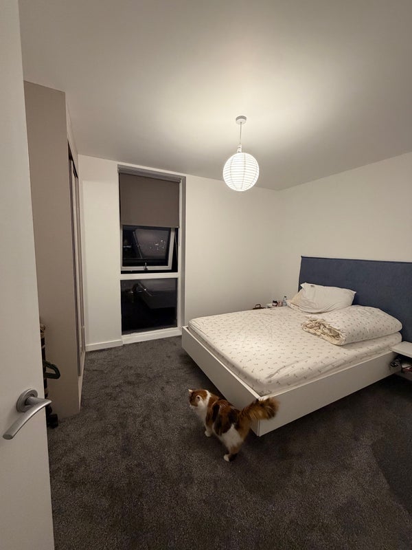 Flat Batavia Road in Greater London