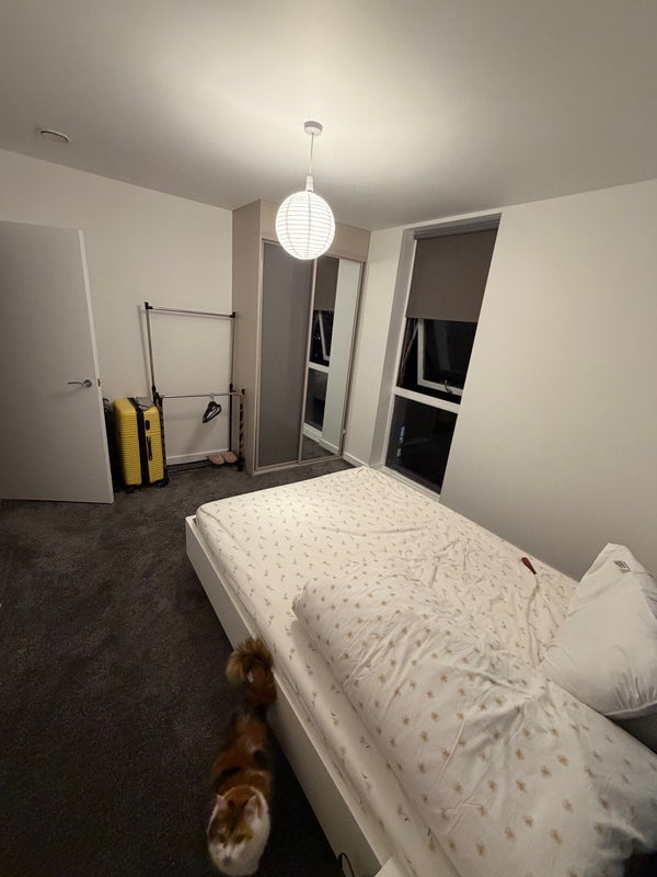 Flat Batavia Road in Greater London