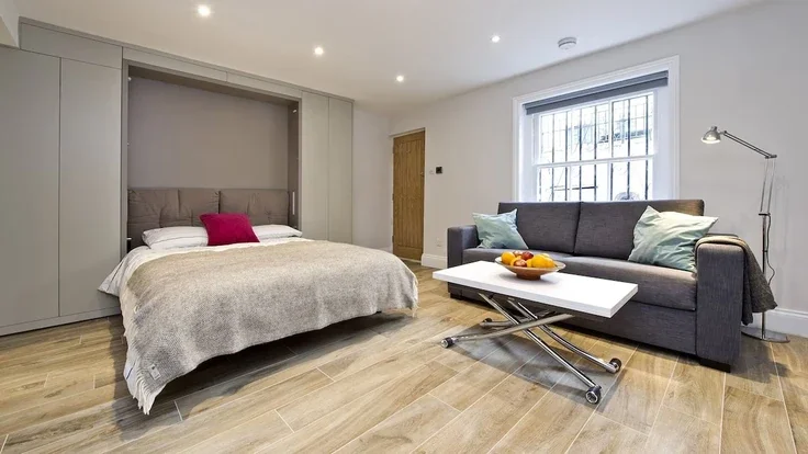 Flat Monmouth Road in City of Westminster