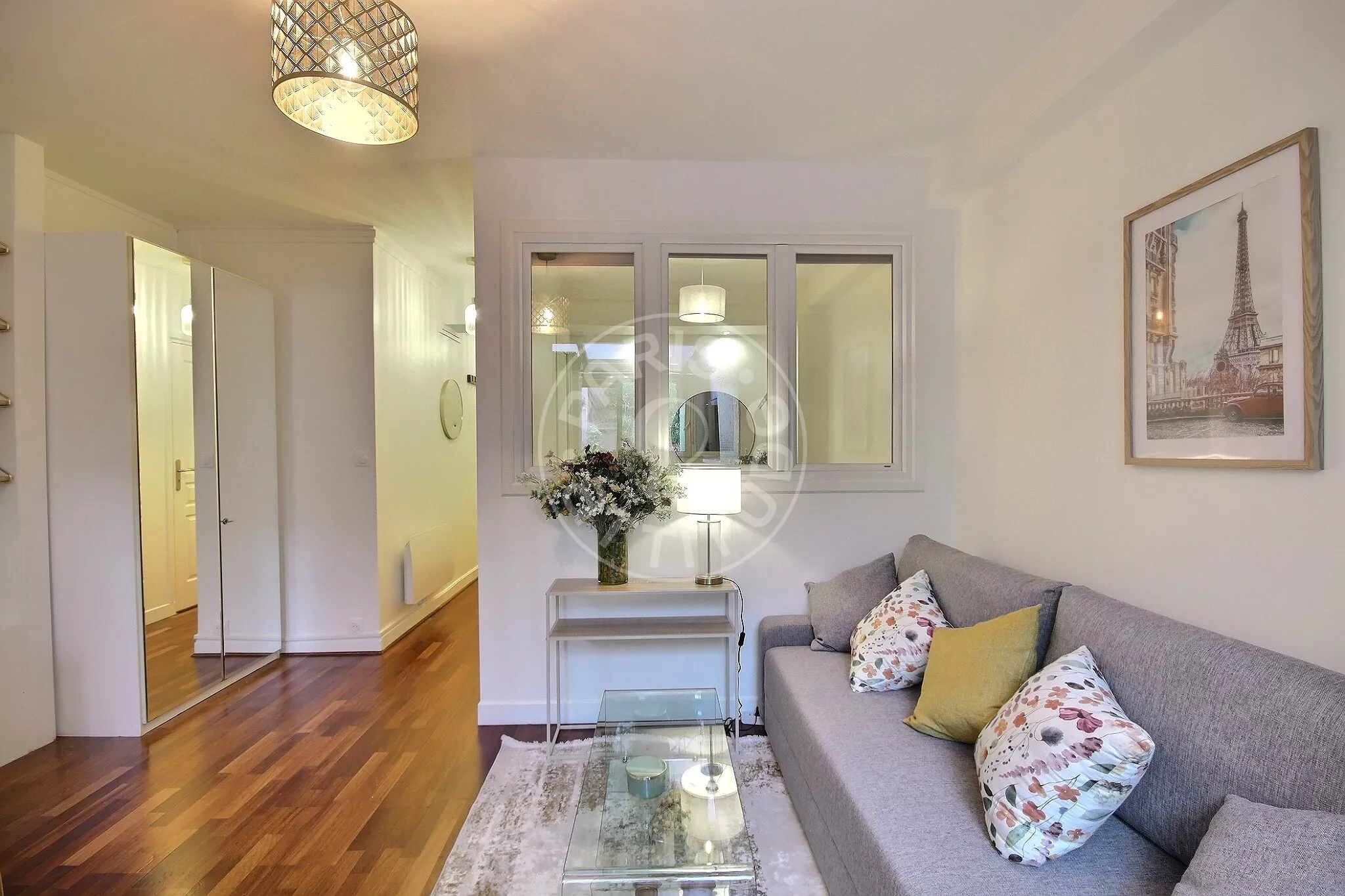 Appartement Rue Jean Nicot à Paris