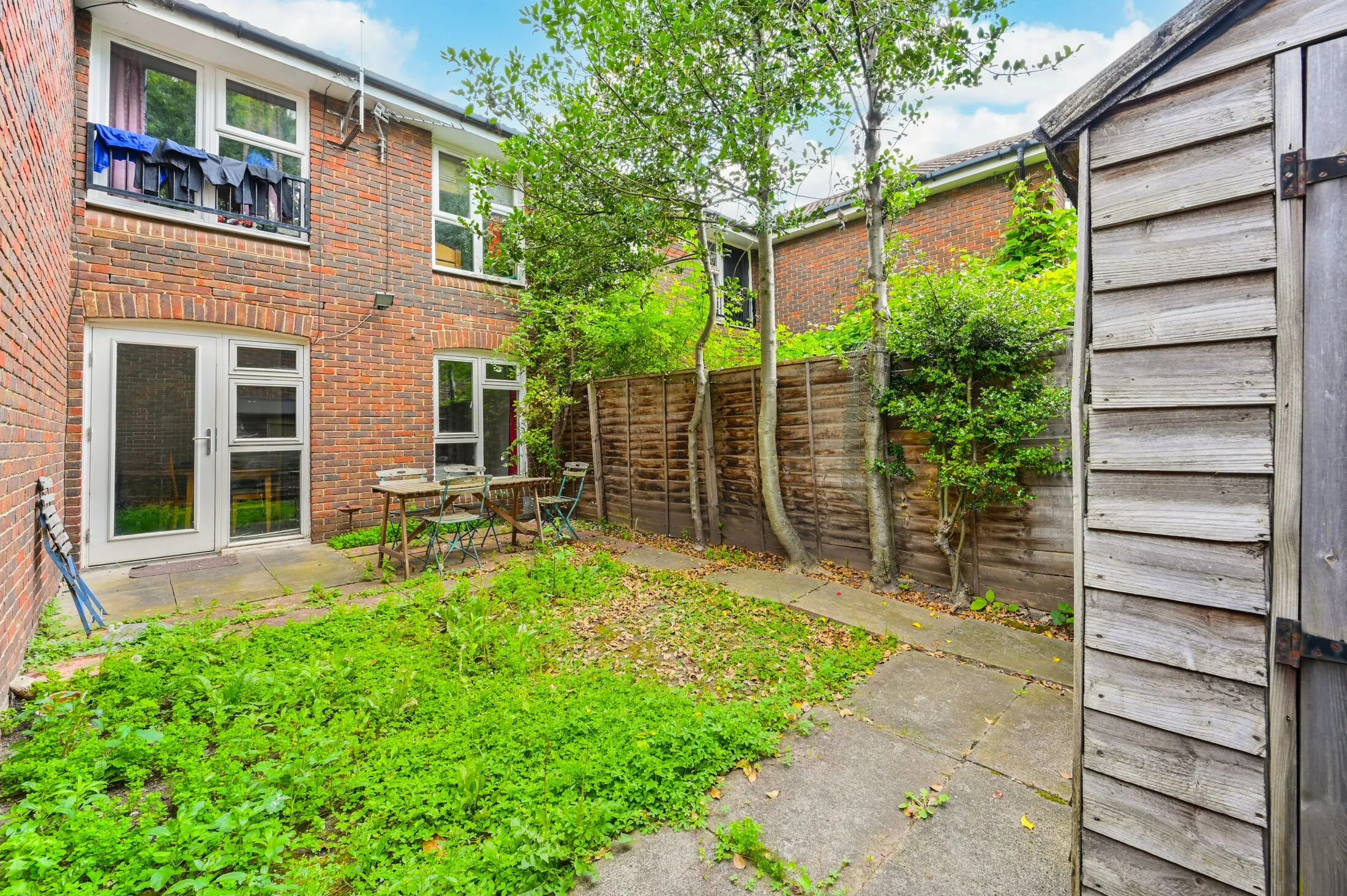 Flat Heath Road in Greater London