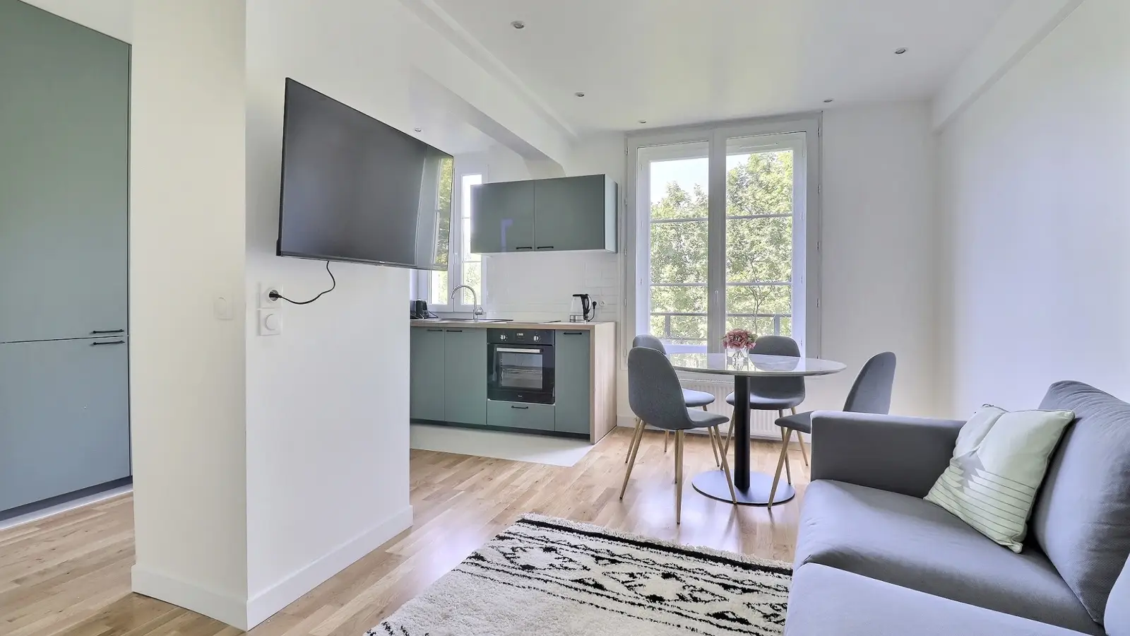 Appartement Rue Perronet à Paris