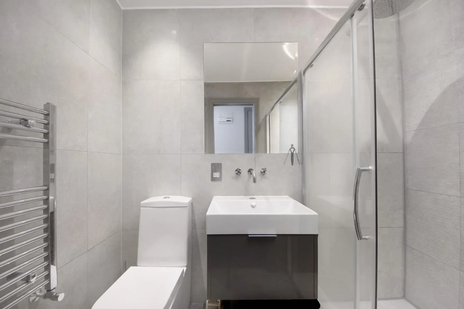 Flat Willcott Road in Greater London