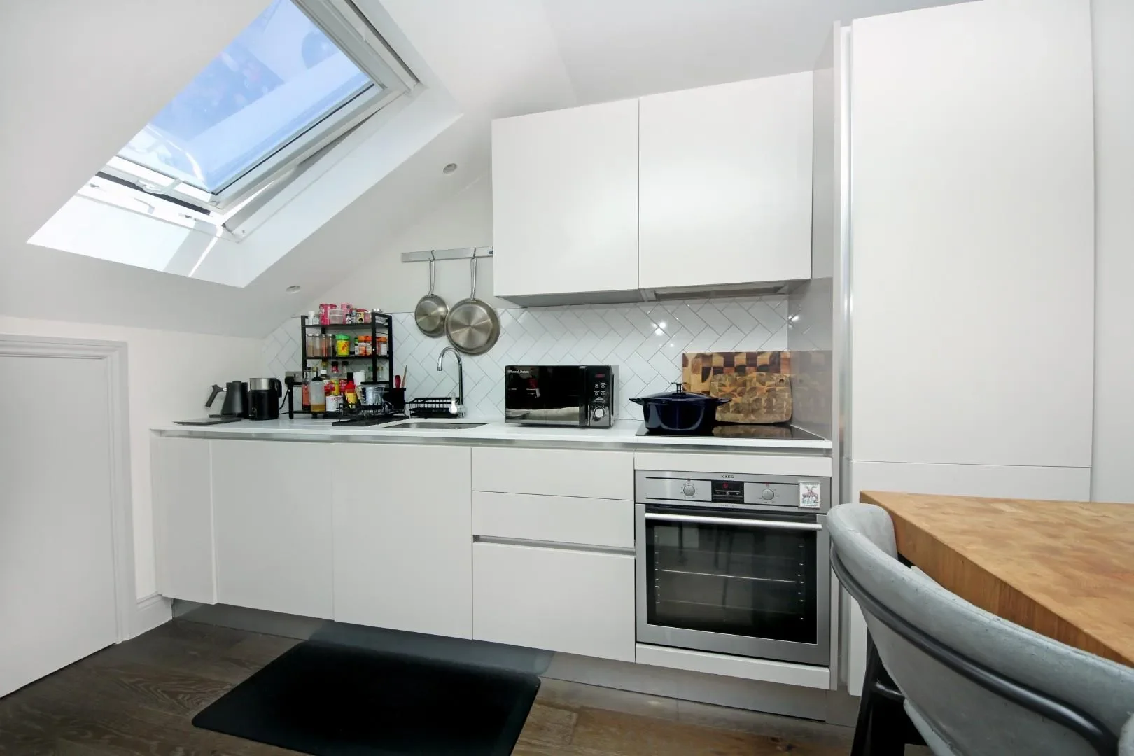 Flat Willcott Road in Greater London