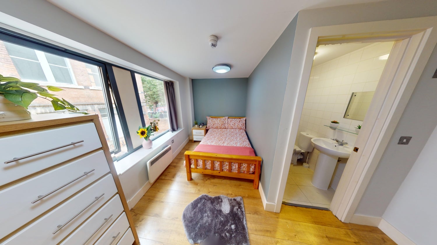 Room Woolpack Lane in Nottingham