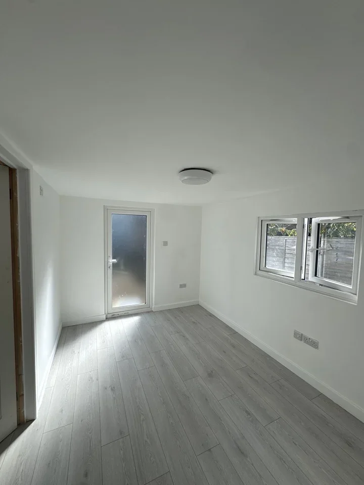 Flat Park Road in Greater London