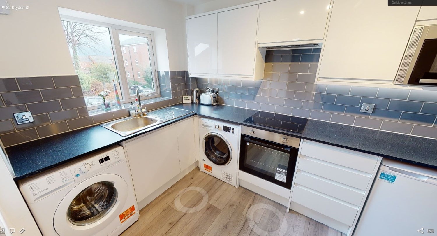 Flat Dryden Street in Nottingham