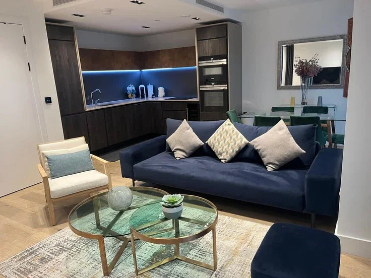Flat Exchange Gardens in Greater London