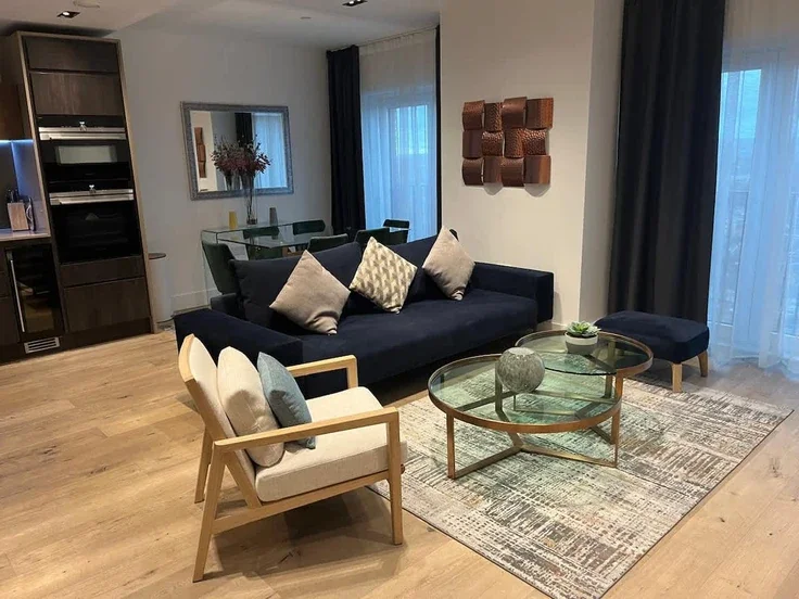 Flat Exchange Gardens in Greater London