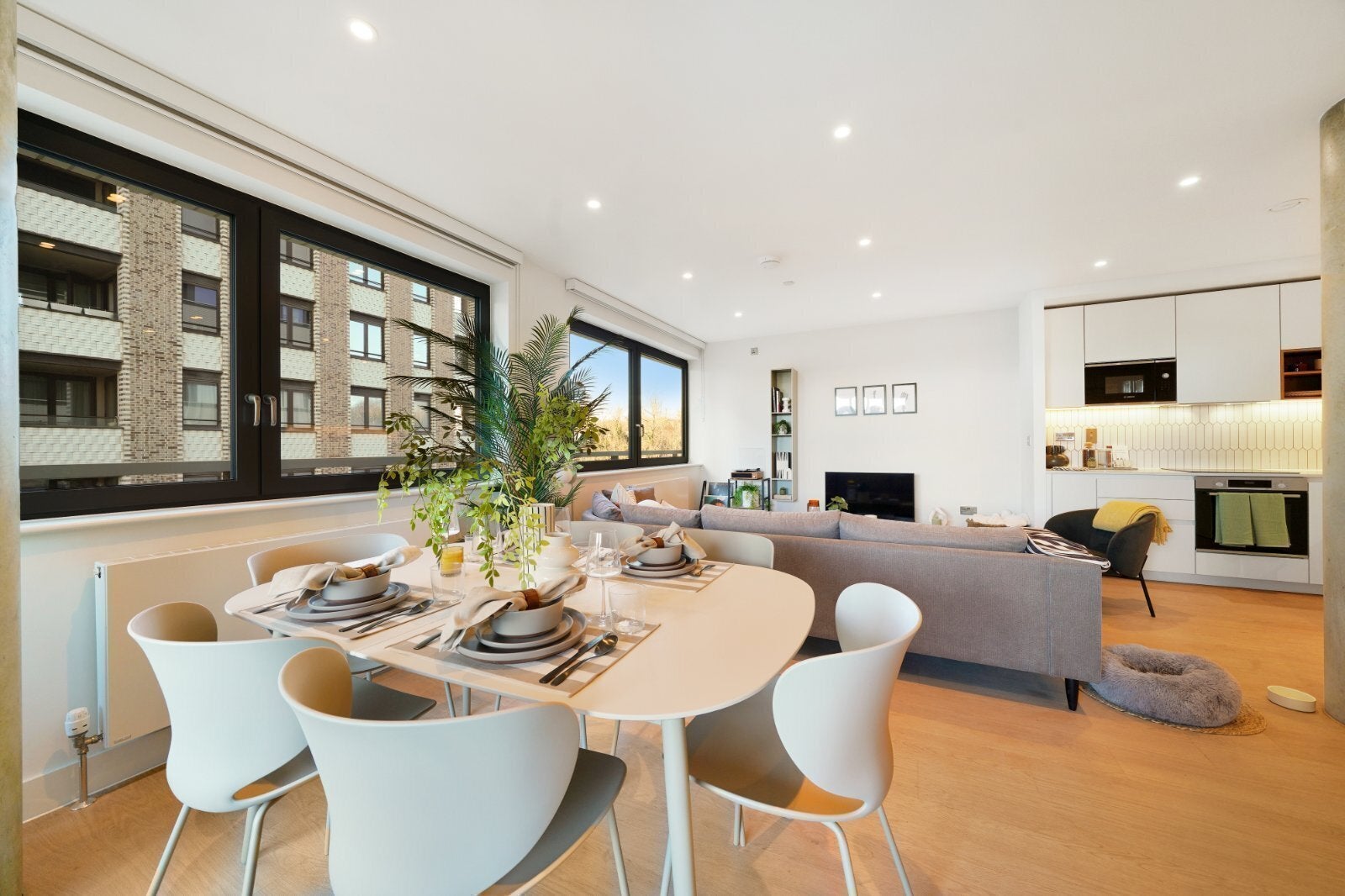 Flat Park Lane in Greater London