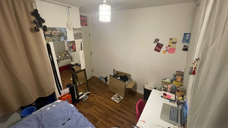 Room Grafton Way in Greater London