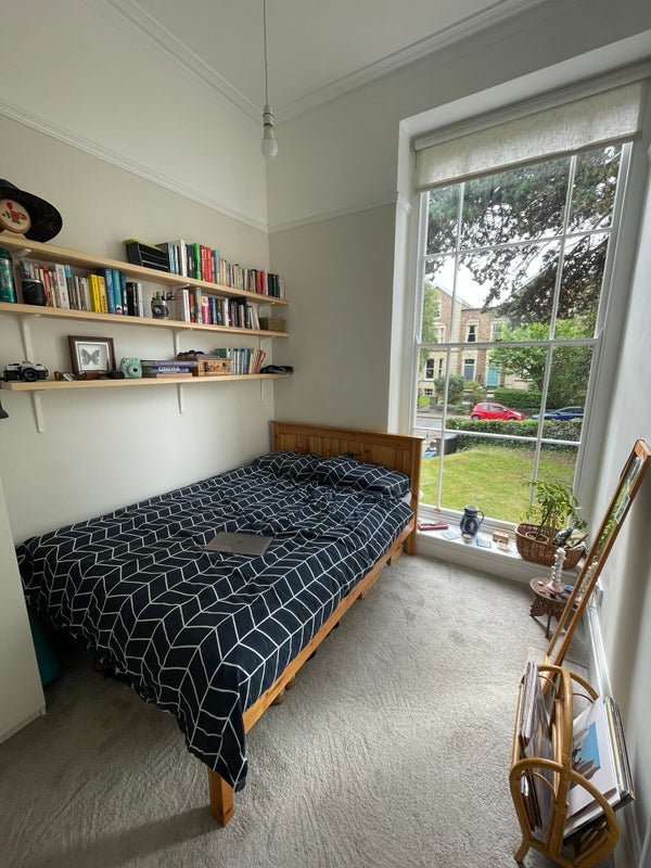 Room Alma Road in Bristol