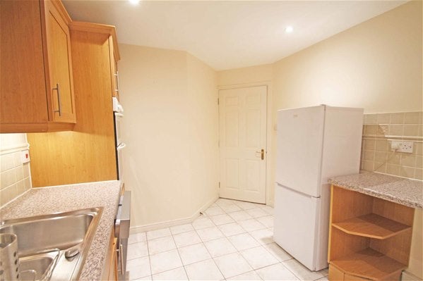 Flat Davigdor Road in Hove