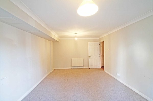 Flat Davigdor Road in Hove