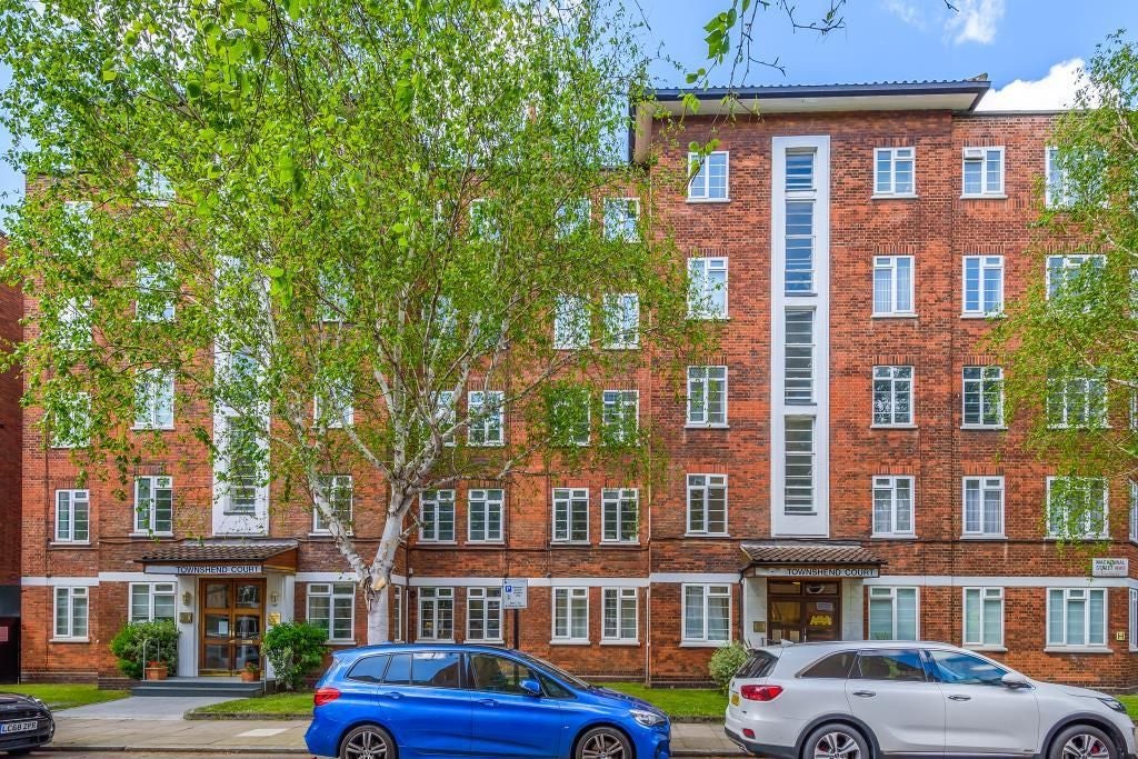 Flat Allitsen Road in City of Westminster
