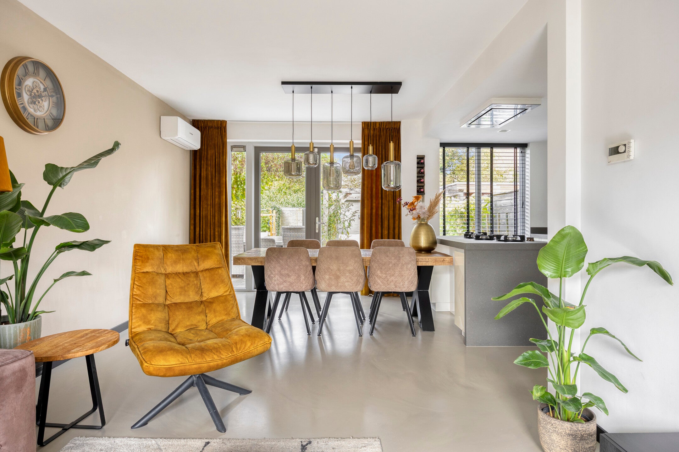 Hoekwoning te koop: Hillegomweg 36, Arnhem