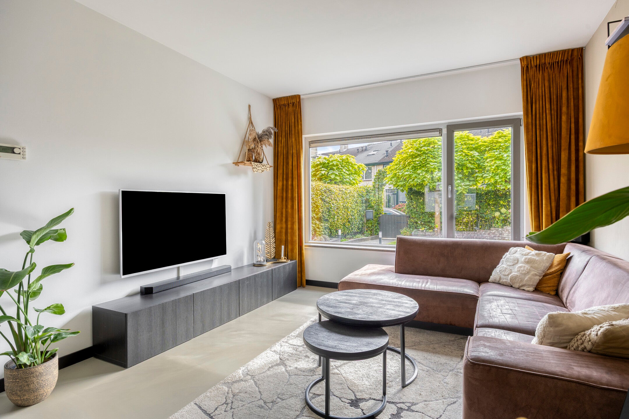 Hoekwoning te koop: Hillegomweg 36, Arnhem