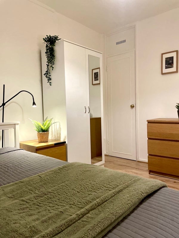 Room Sherfield Gardens in Greater London