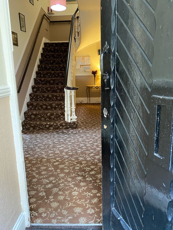 Room Henleaze Road in Bristol