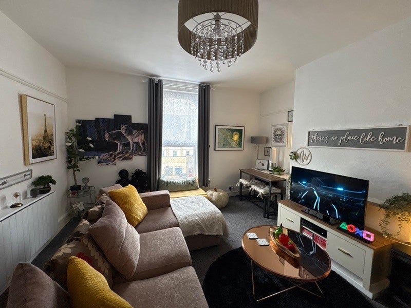 Flat Carlisle Road in Bridlington