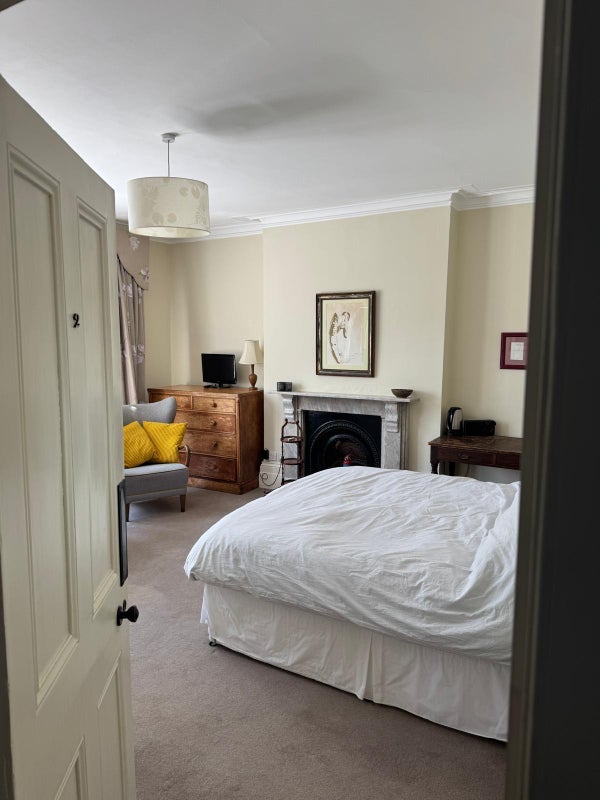 Room Fernshaw Road in Greater London
