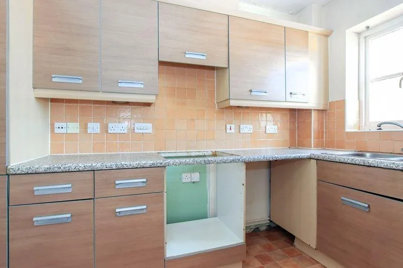 Flat London Road in Dacorum