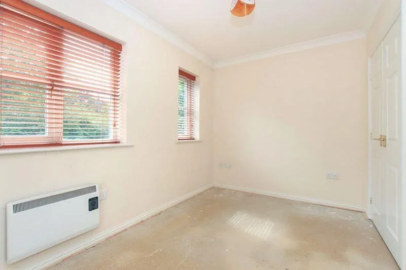 Flat London Road in Dacorum