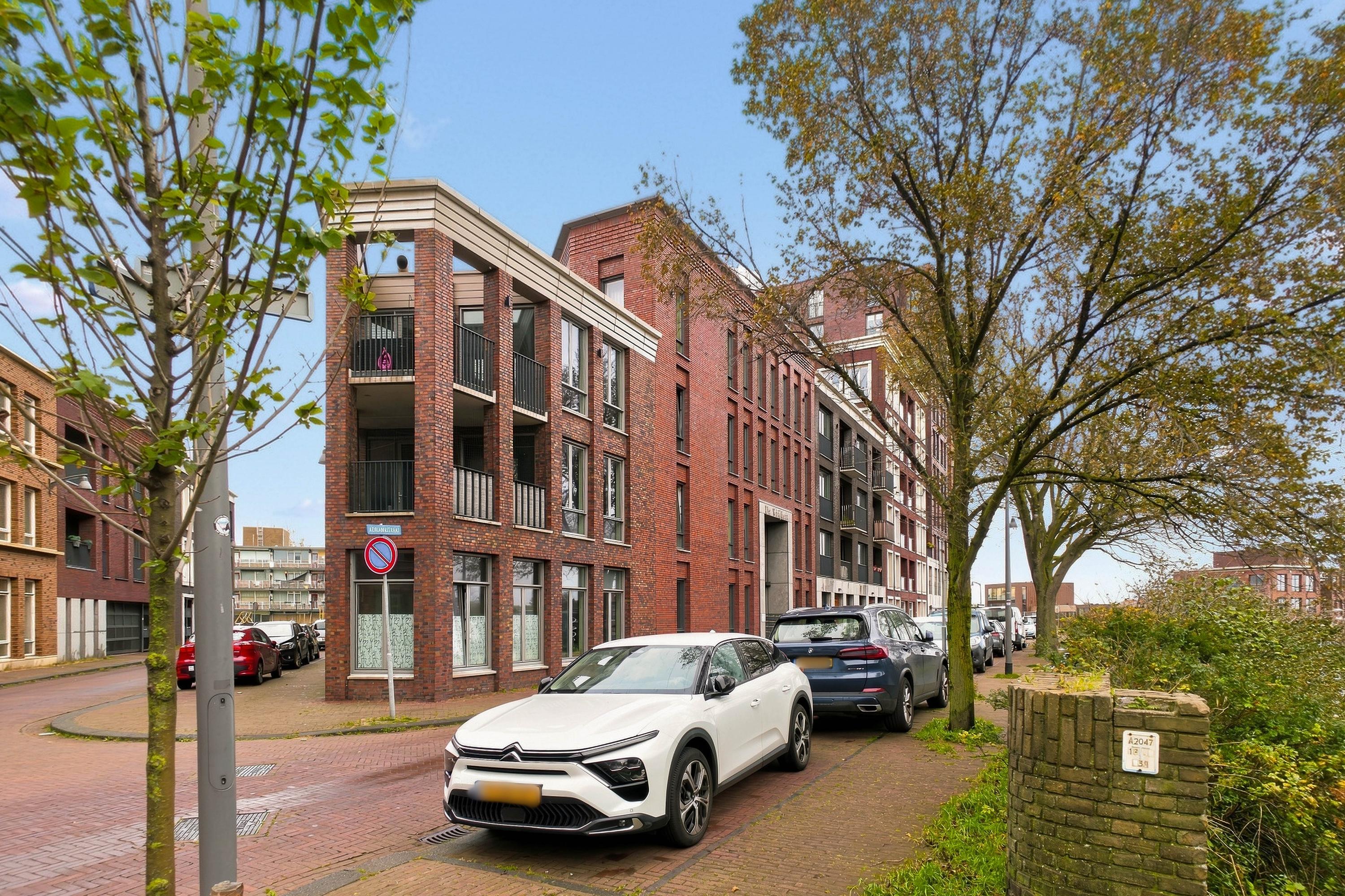 Appartement Adrianastraat 120 in IJmuiden