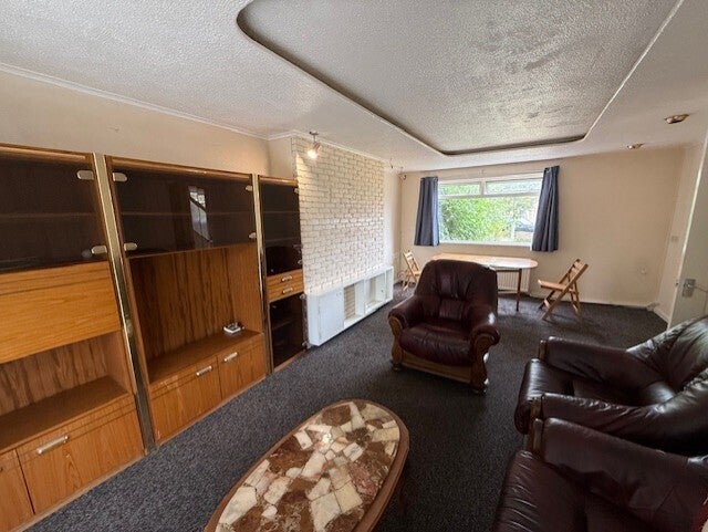 Flat Peake Close in Peterborough