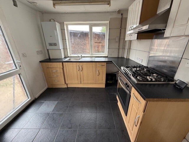 Flat Peake Close in Peterborough
