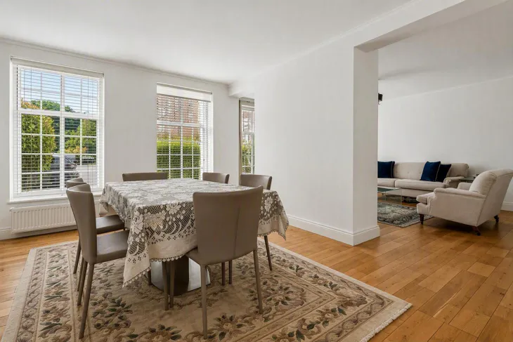 Flat Wimbledon Park Side in Greater London