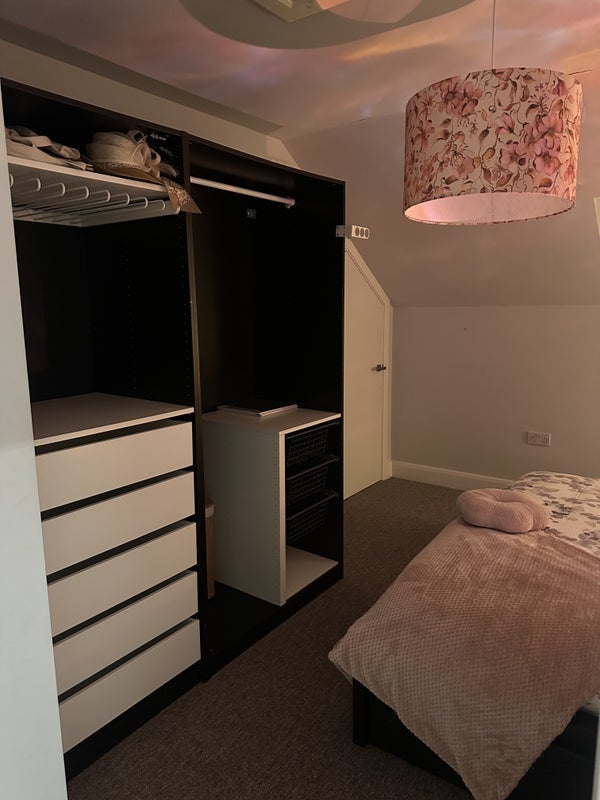 Room Millicent Grove in Greater London