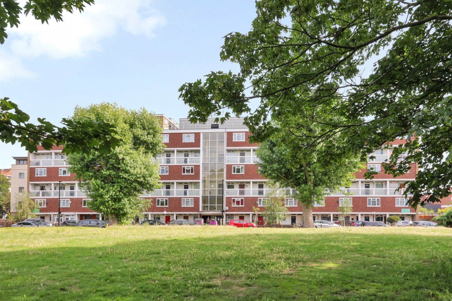 Flat Clarkson Street in Greater London