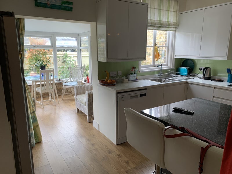 Room Clapham Common North Side in Greater London